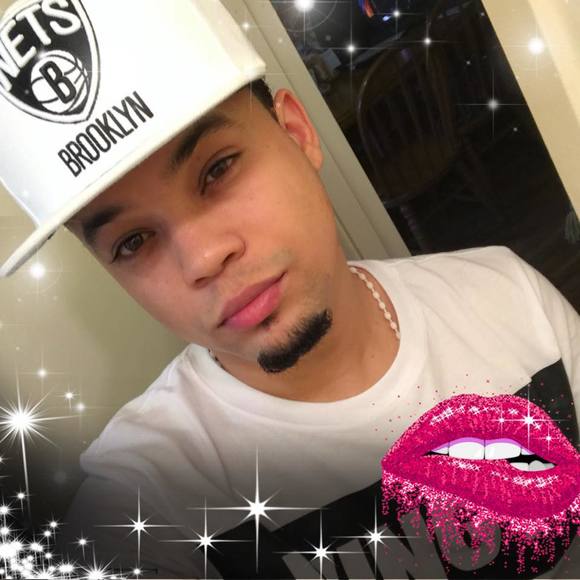 Meet your Posher, Ededuardo emilio - Picture 1 of 1